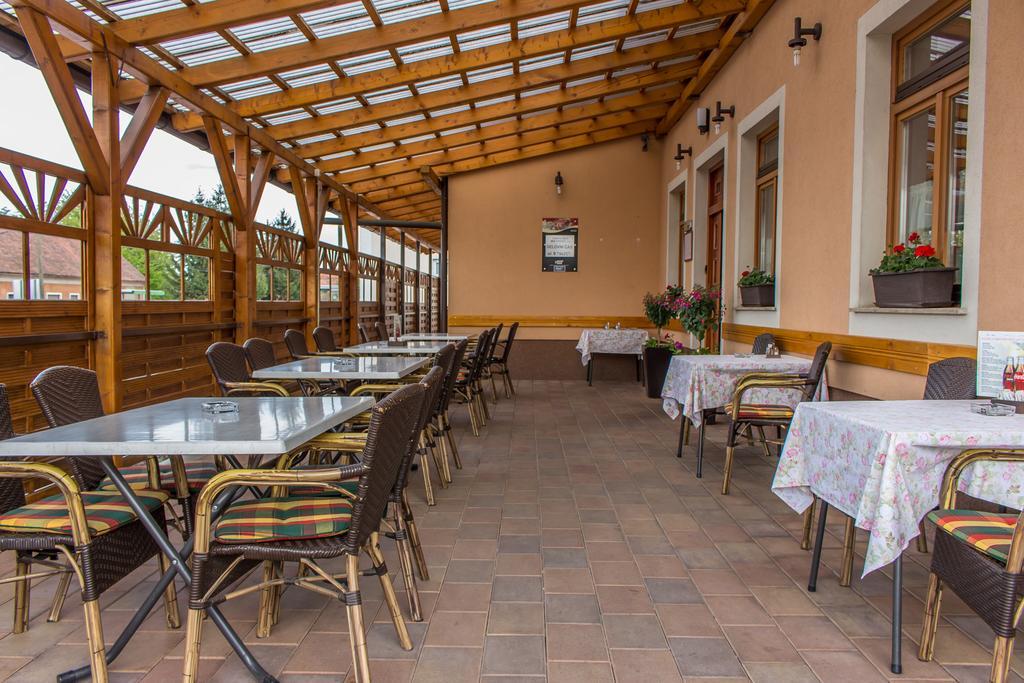 Guesthouse Beno Starse Luaran gambar