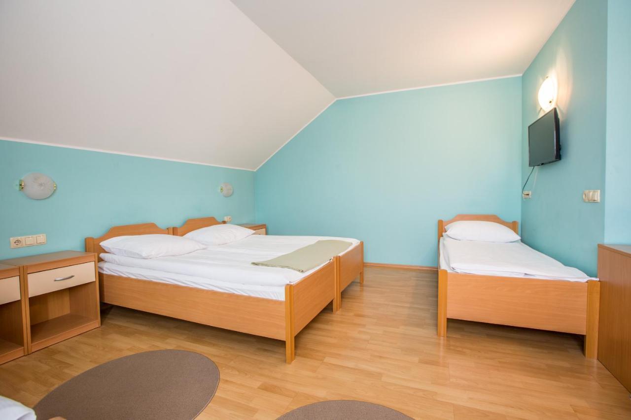 Guesthouse Beno Starse Luaran gambar